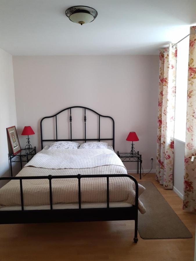 Bed and Breakfast Moulin De La Fleuristerie Orges Экстерьер фото
