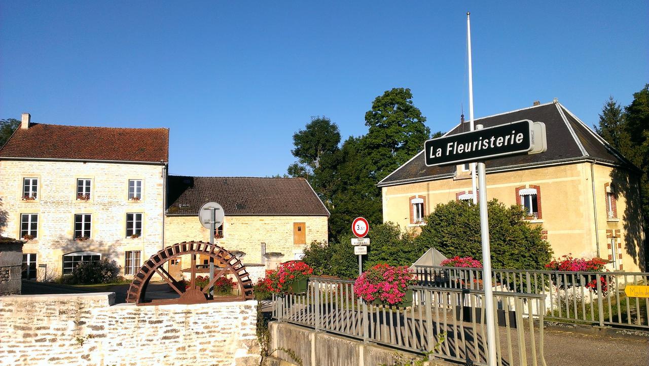 Bed and Breakfast Moulin De La Fleuristerie Orges Экстерьер фото