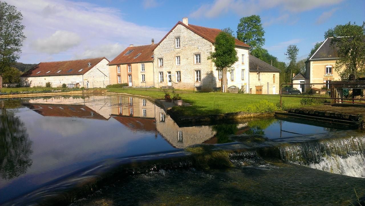 Bed and Breakfast Moulin De La Fleuristerie Orges Экстерьер фото